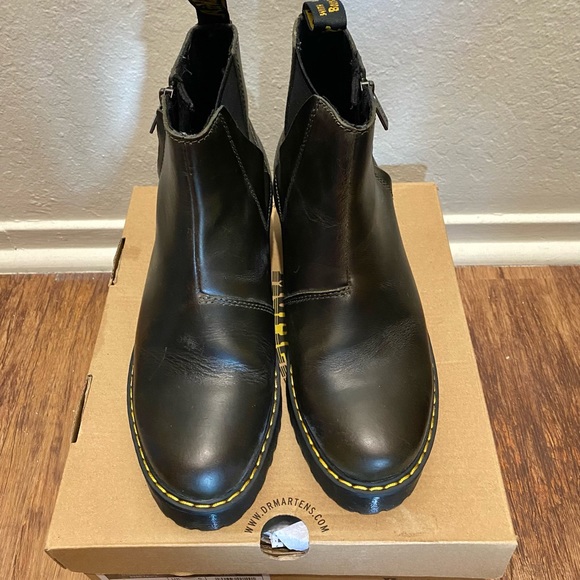 Dr Martens Rometty II — Dark Taupe - Picture 2 of 4